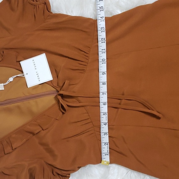 NWT Honey Punch V-Neck Mini Dress Ruffle Collar Empire Waist - Picture 11 of 13